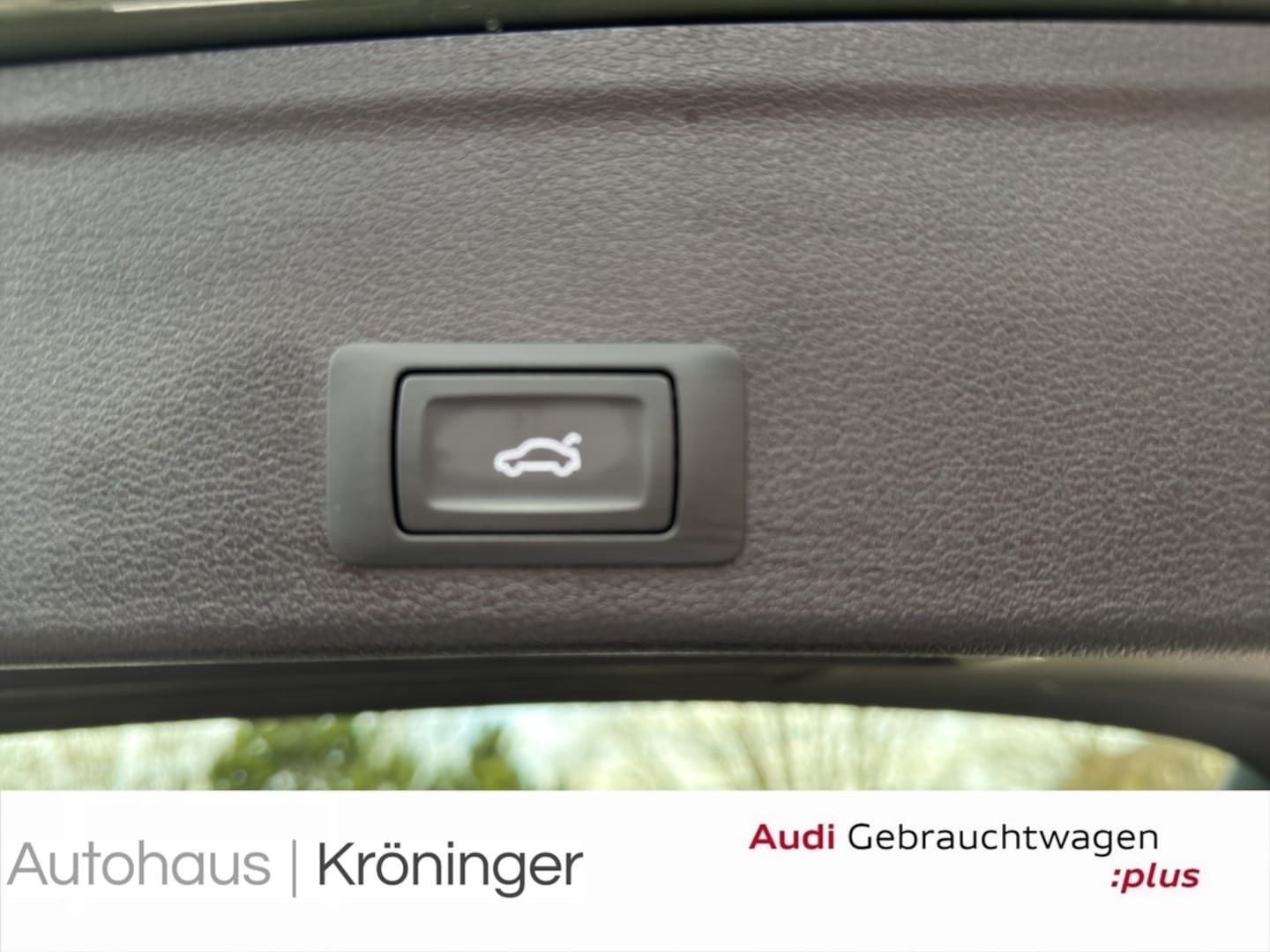Bild über Audi A4 Avant 35 TFSI S tronic - für weitere Informationen kontaktieren Sie den Audi Partner