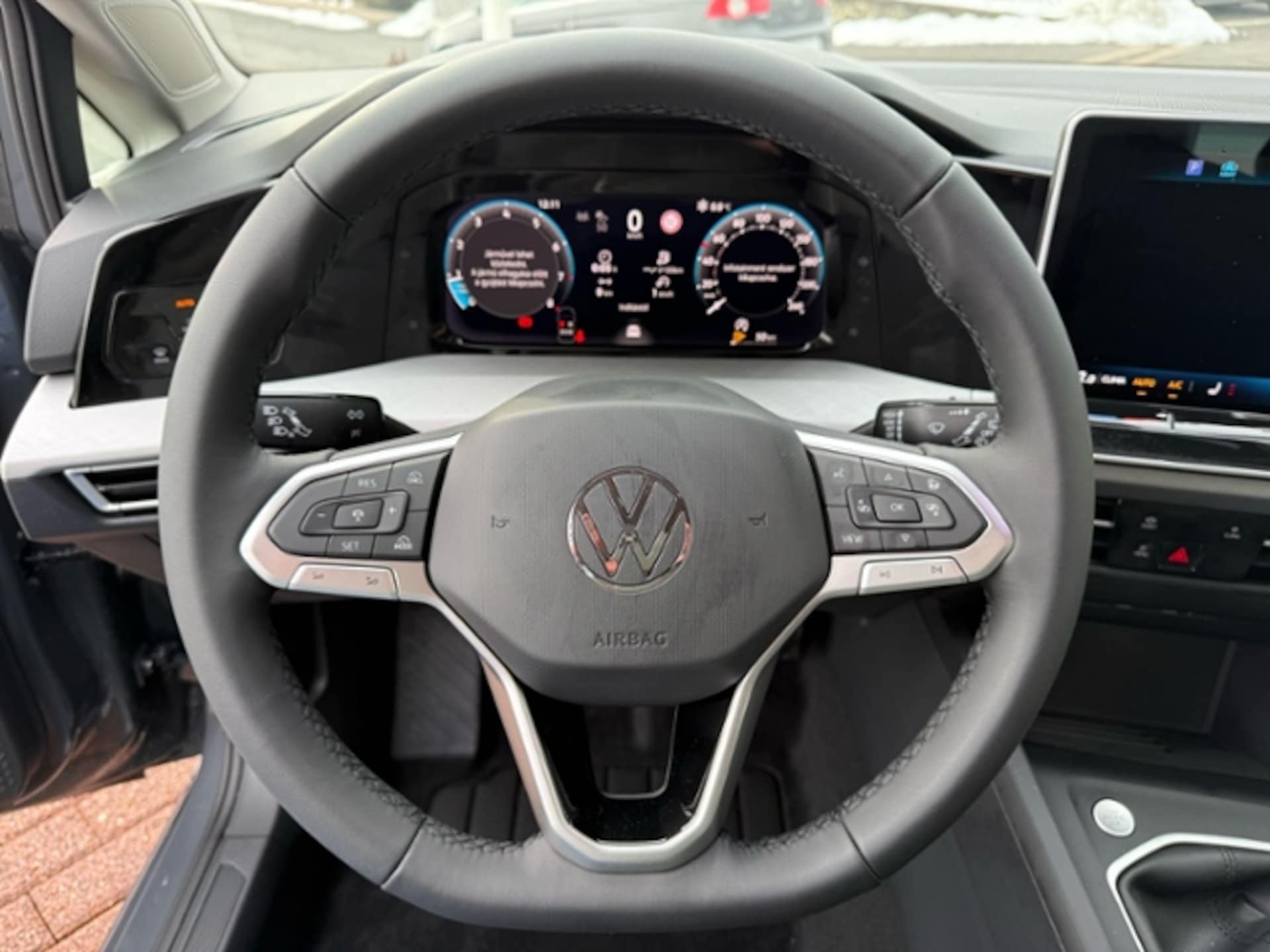 Volkswagen Golf Life