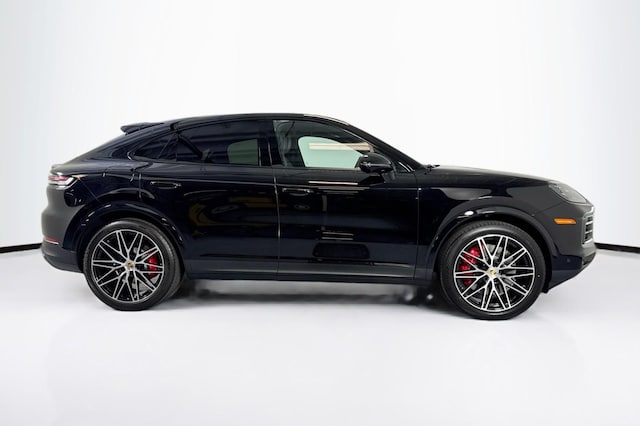 2024 Porsche Cayenne Hybrid