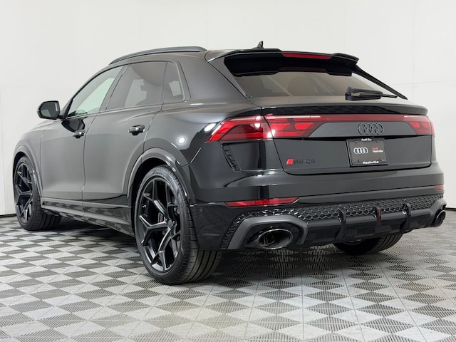 2026 Audi RS Q8 SUV performance
