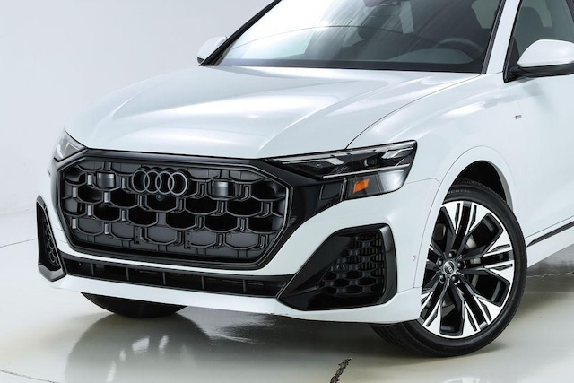 2026 Audi Q8