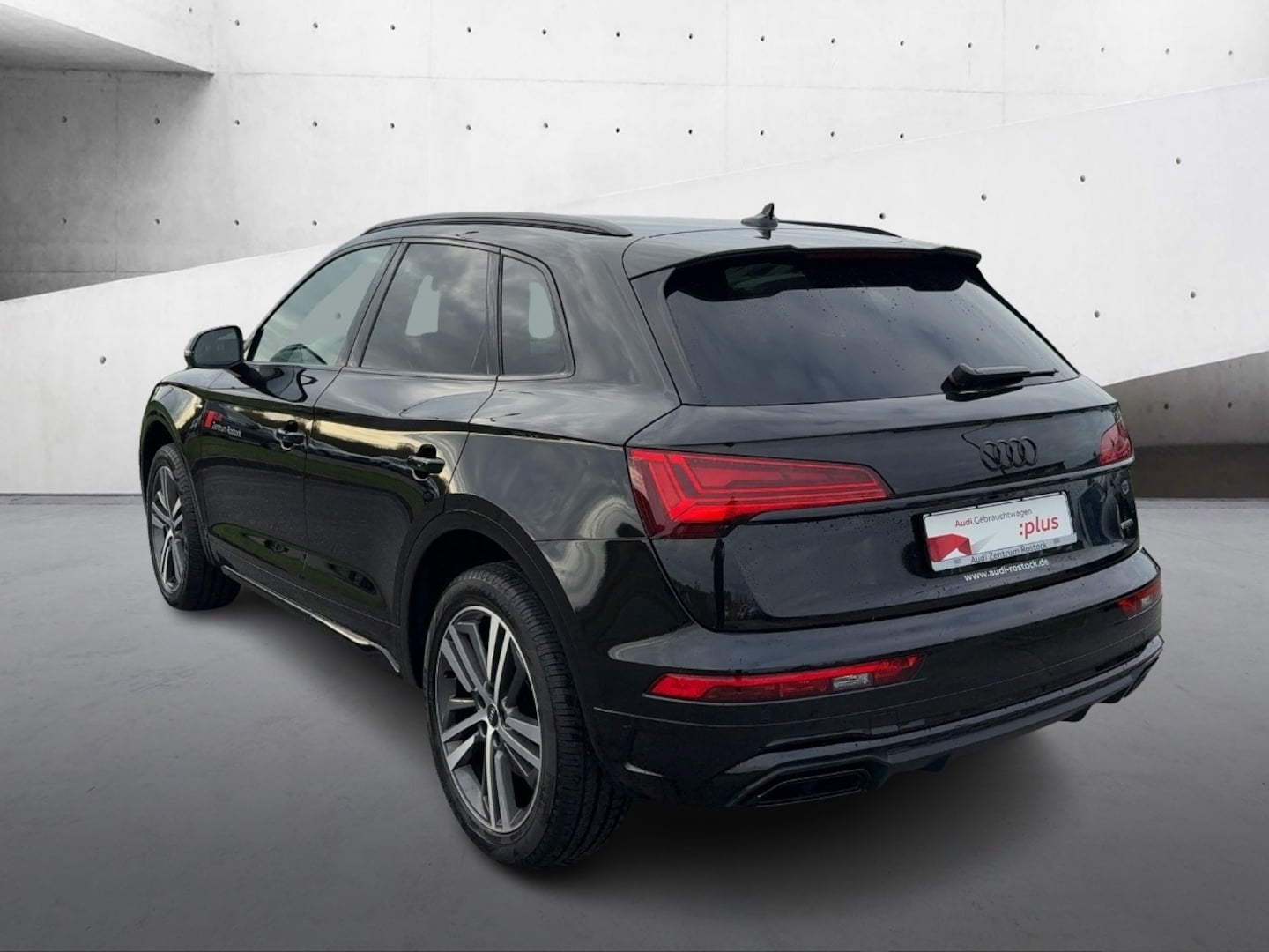 Bild über Audi Q5 40 TFSI quattro S tronic - für weitere Informationen kontaktieren Sie den Audi Partner