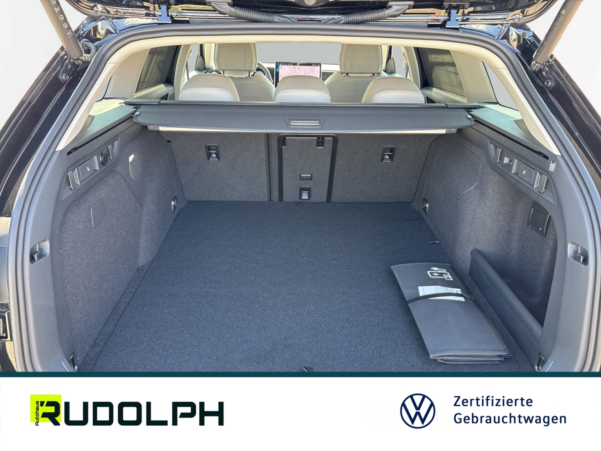 Volkswagen Passat Elegance
