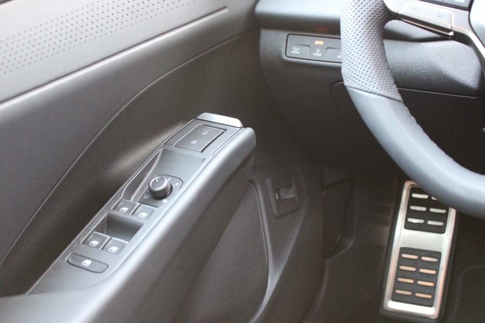 Volkswagen T-Roc – Bild 13