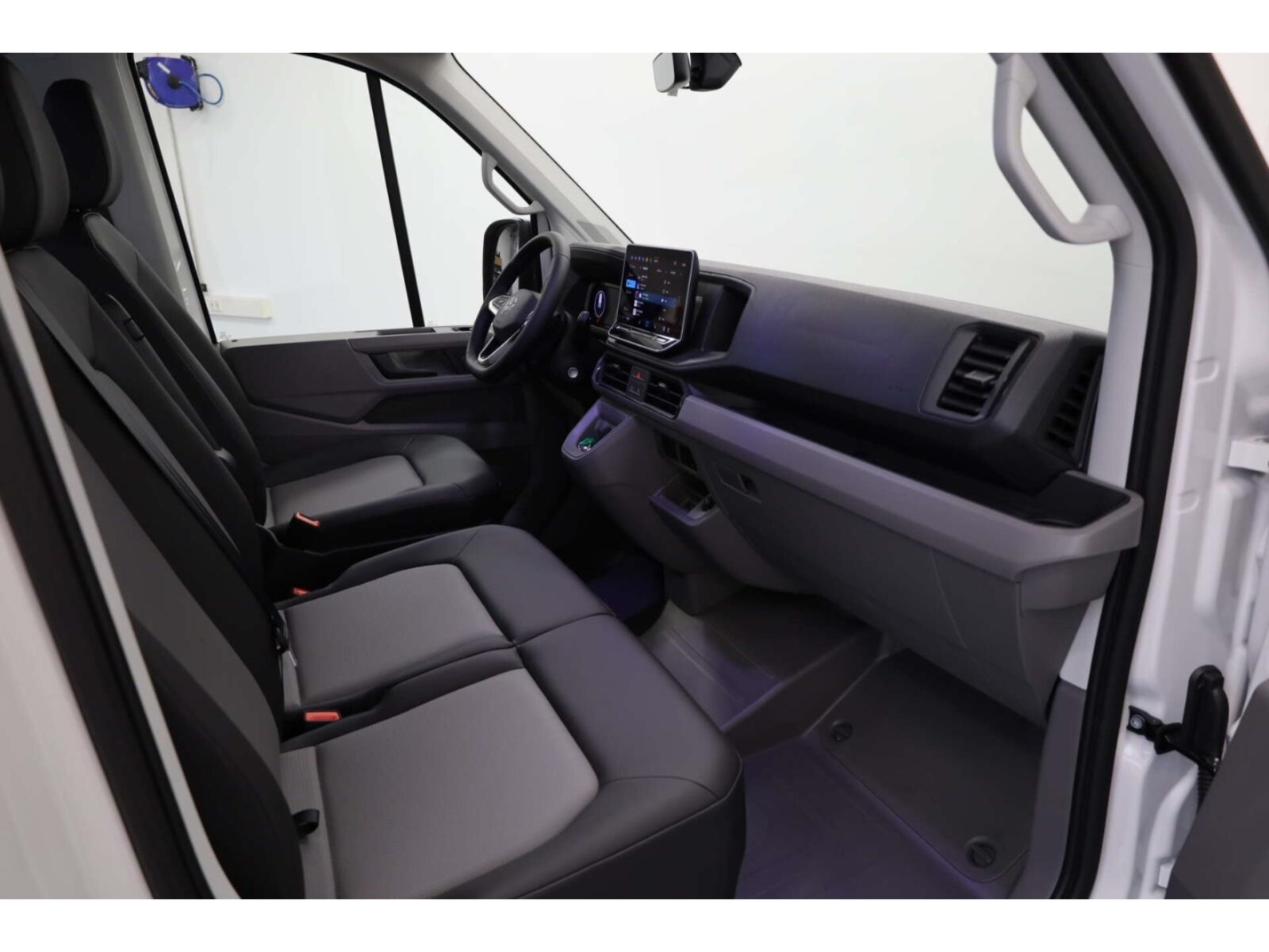 Volkswagen Crafter Kasten mittlerer Radstand – Bild 6