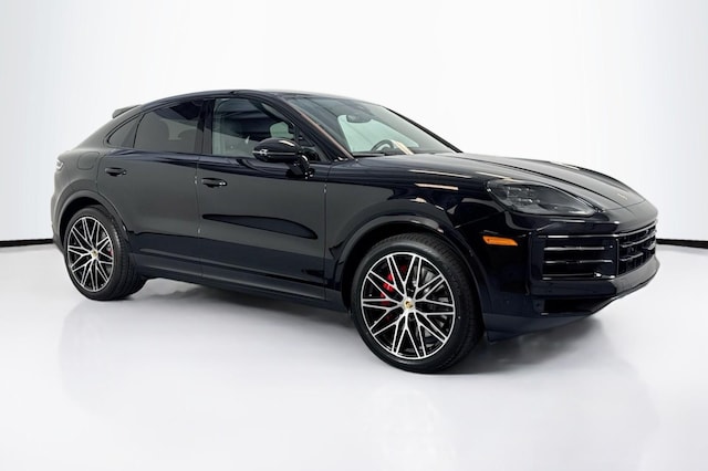 2024 Porsche Cayenne Hybrid