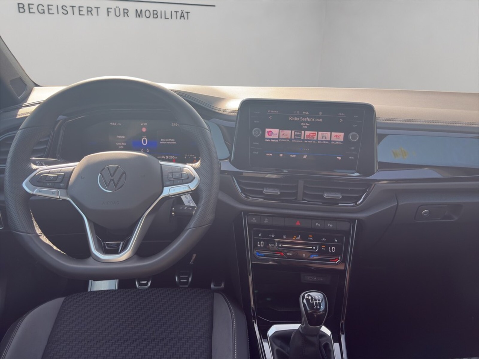 Volkswagen T-Roc Cabriolet – Bild 14