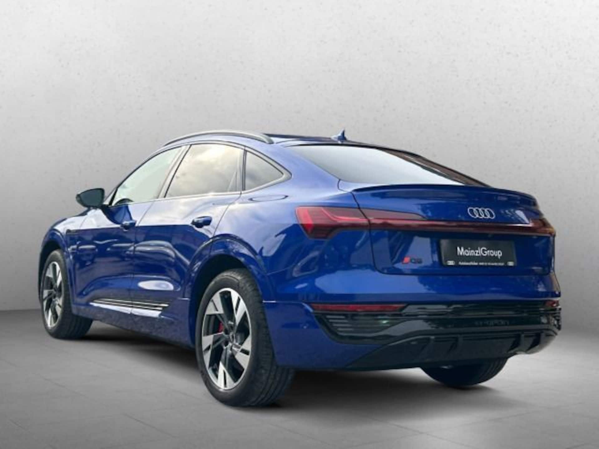Audi Q8 Sportback e-tron S line