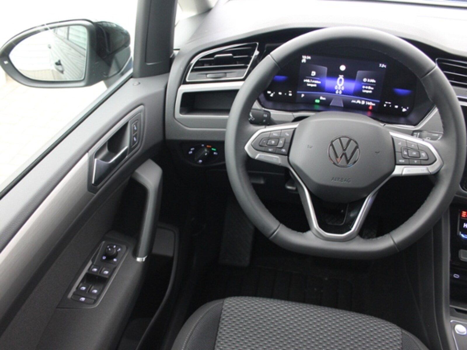 Volkswagen Touran – Bild 16