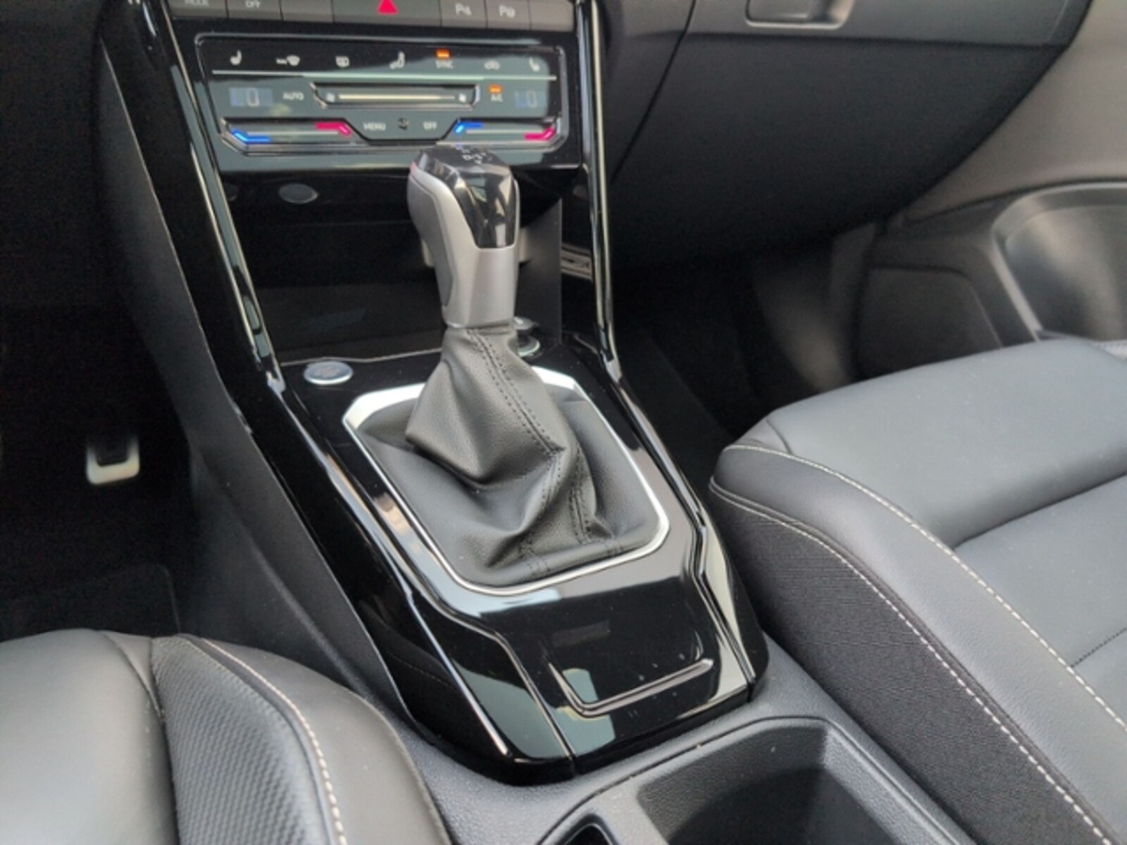 Volkswagen T-Roc – Bild 15