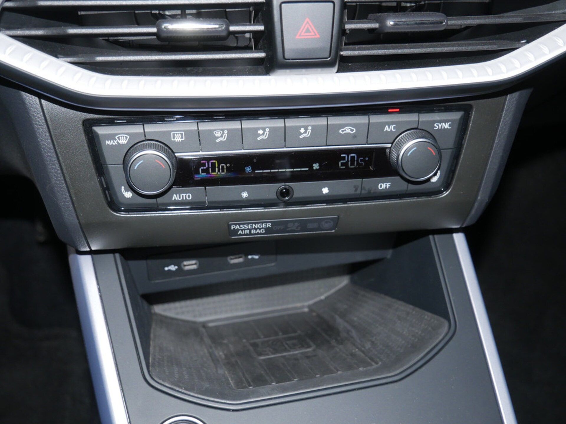 SEAT Arona FR