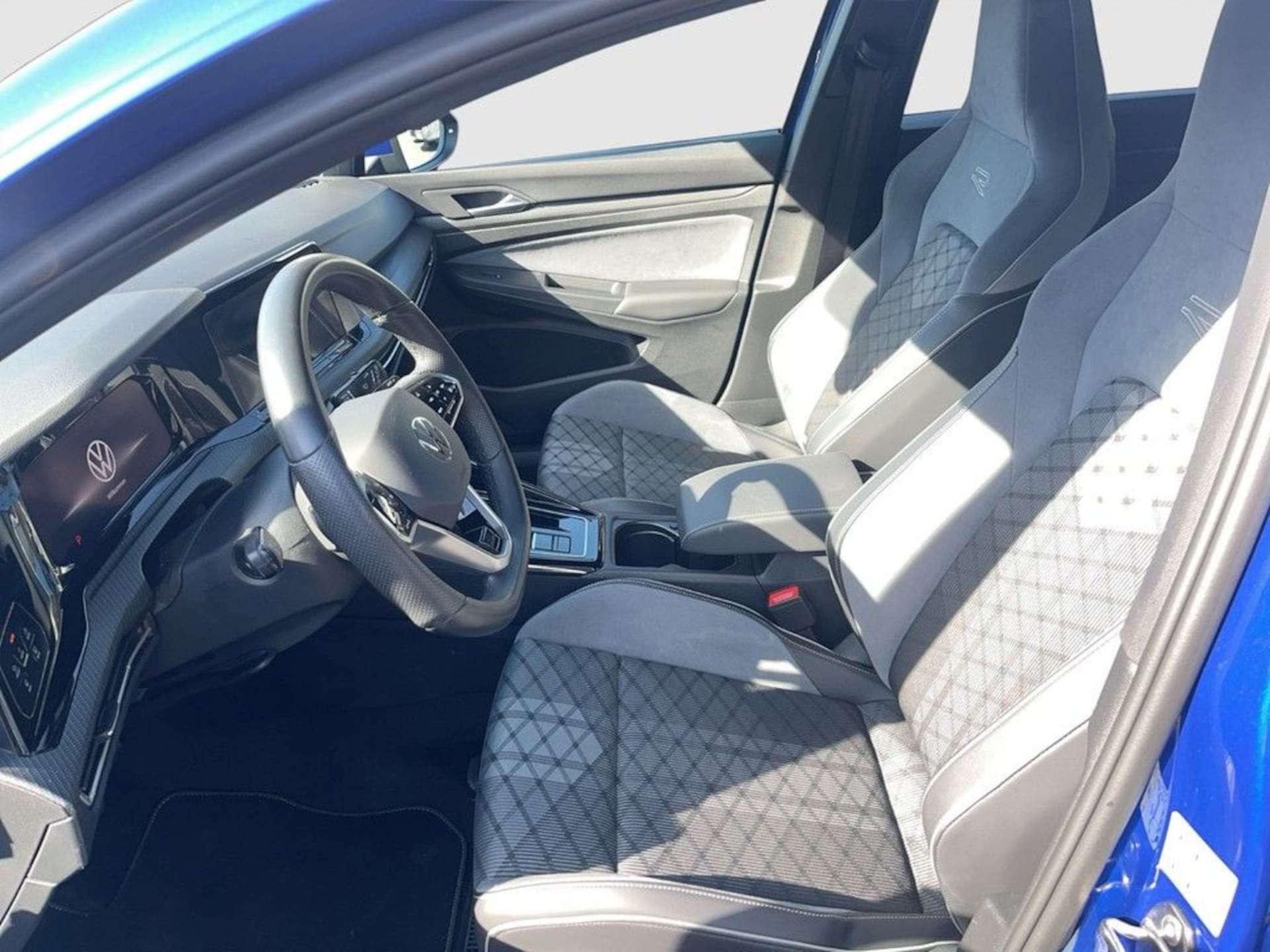Volkswagen Golf R-Line