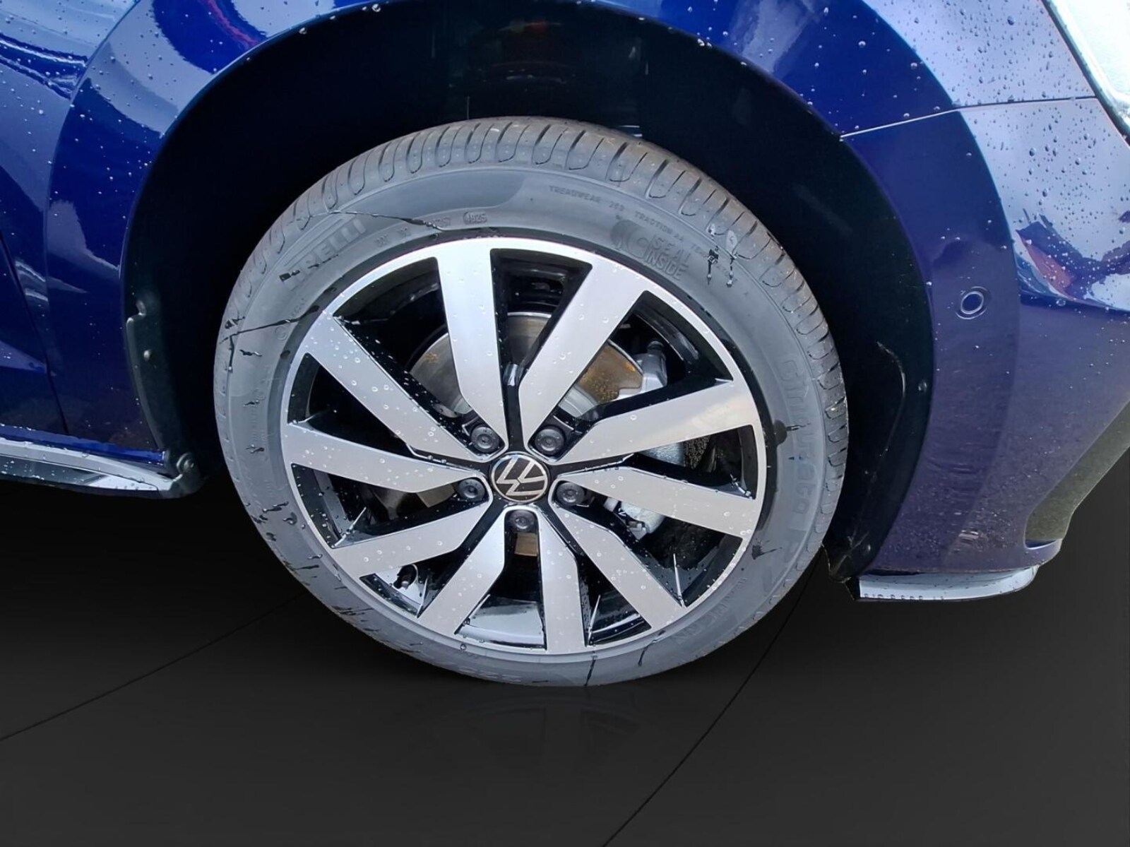 Volkswagen Touran – Bild 12