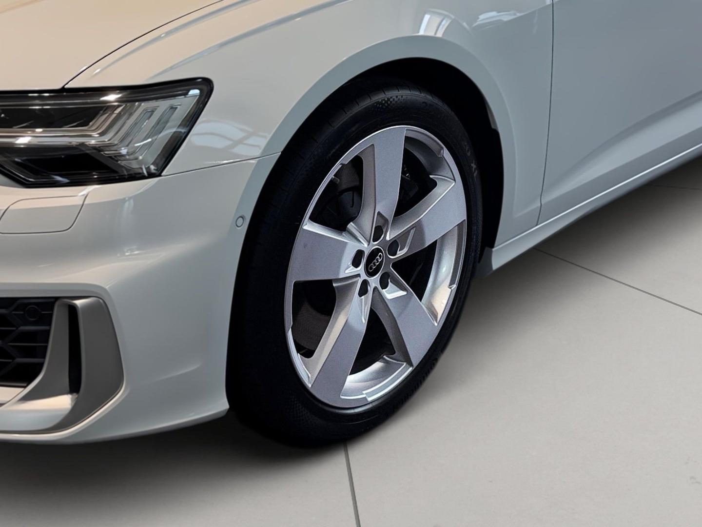 Image about Audi S6 Avant S6 Avant sport attitude TDI 253 kW (344 CV) tiptronic