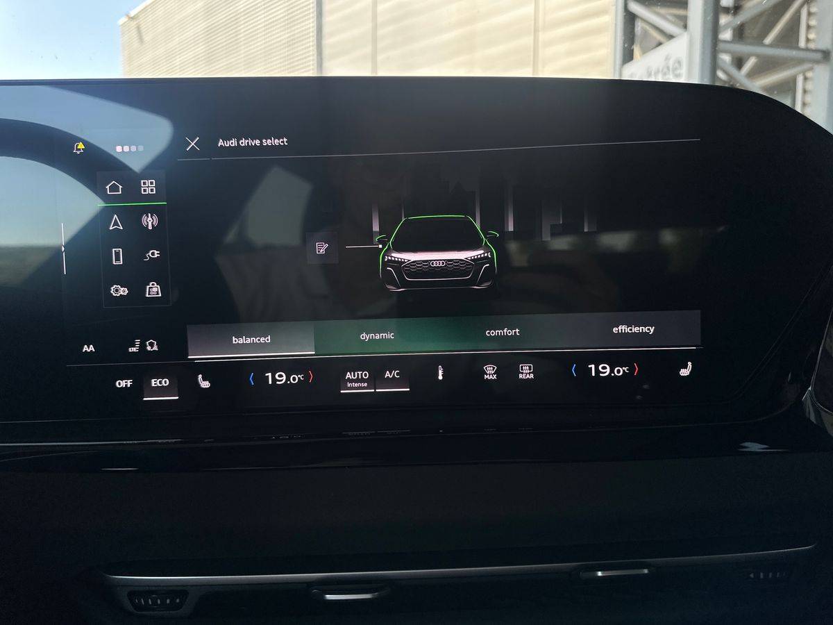Image about Audi A5 Avant e-hybrid Design e-hybrid quattro 299 chS tronic