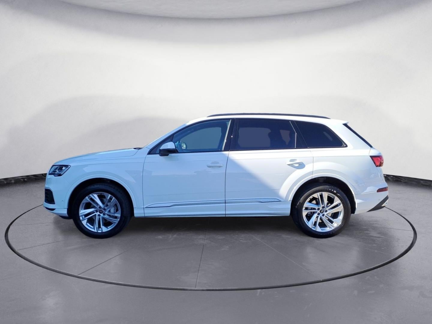 Image about Audi Q7 45 TDI quattro tiptronic