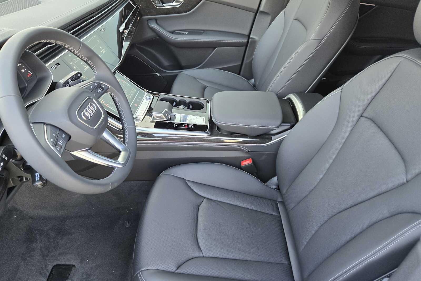 2026 Audi Q8 Premium Plus - Photo 7