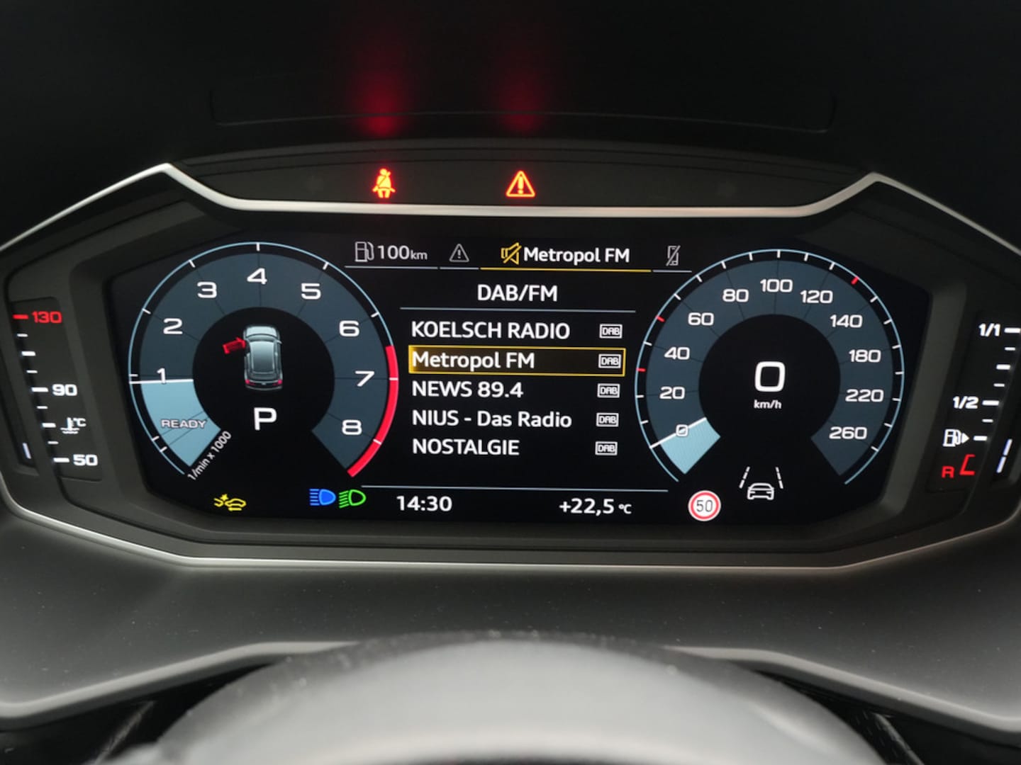 Bild über Audi A1 Sportback S line 35 TFSI S tronic - für weitere Informationen kontaktieren Sie den Audi Partner
