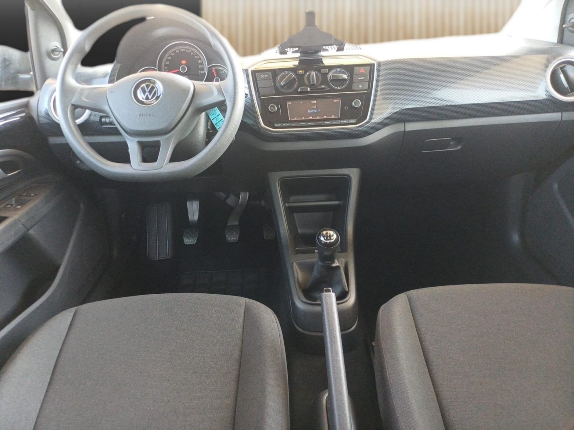 Volkswagen up!