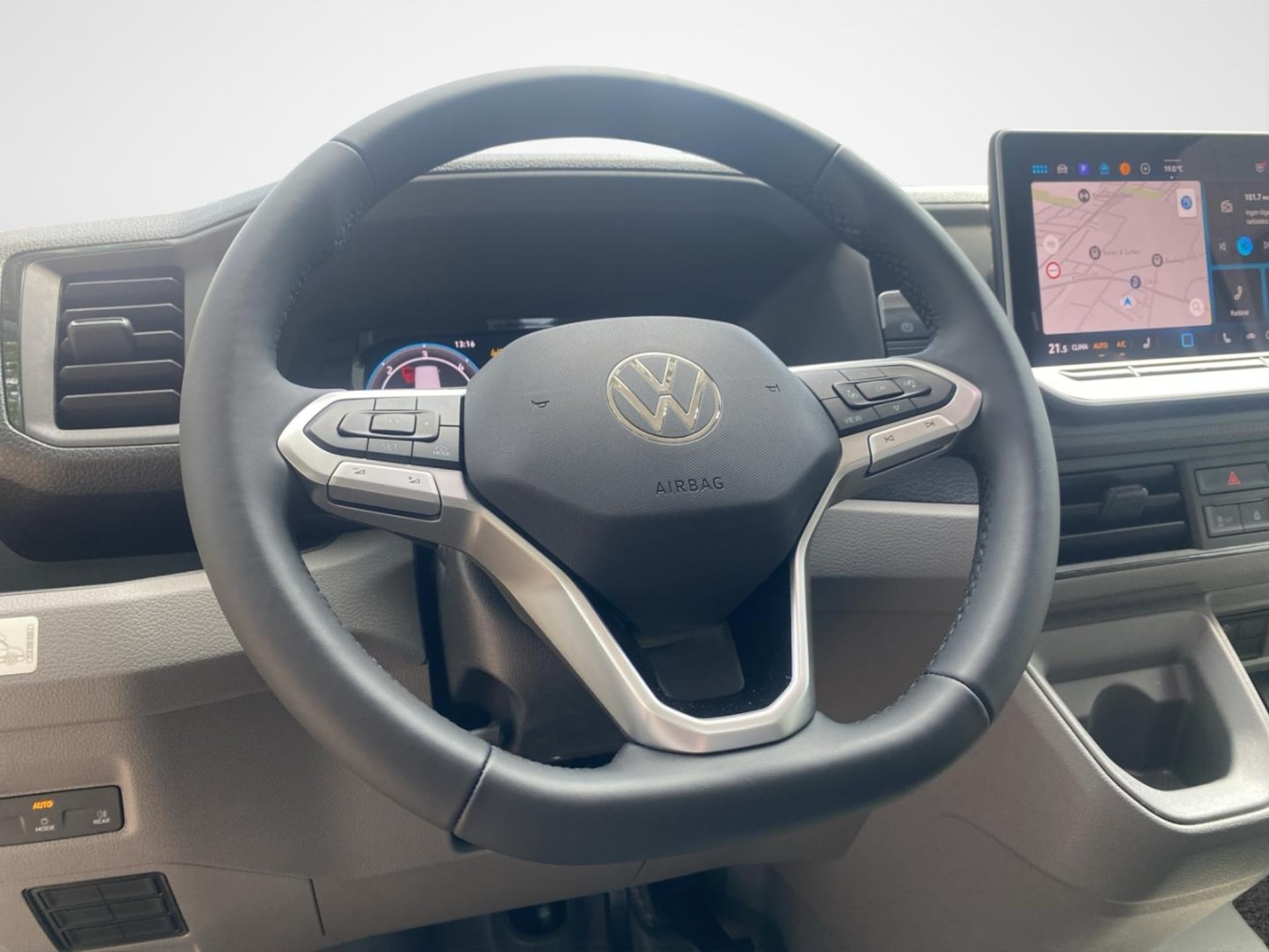 Volkswagen Grand California 600