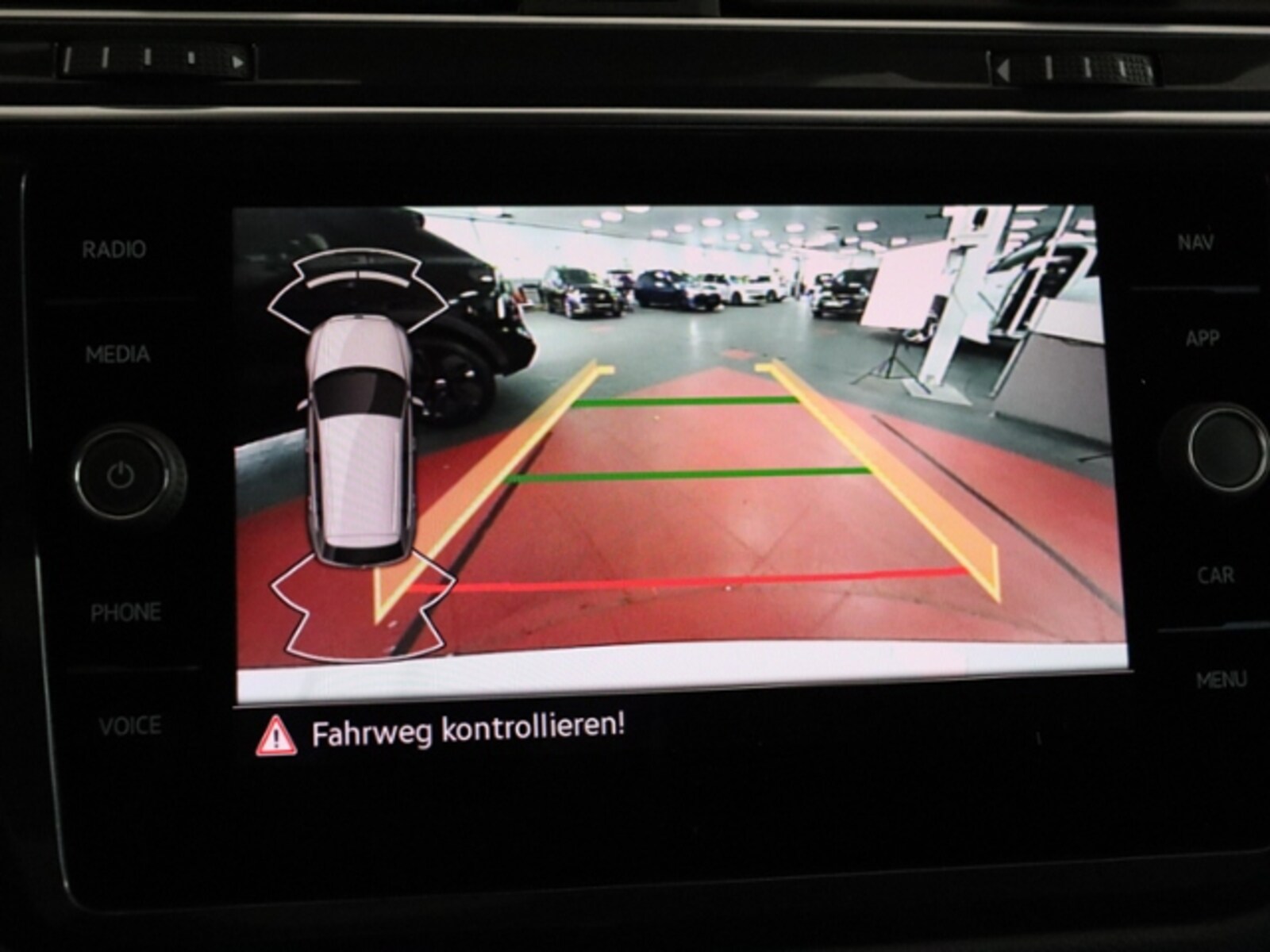 Volkswagen Tiguan – Bild 6