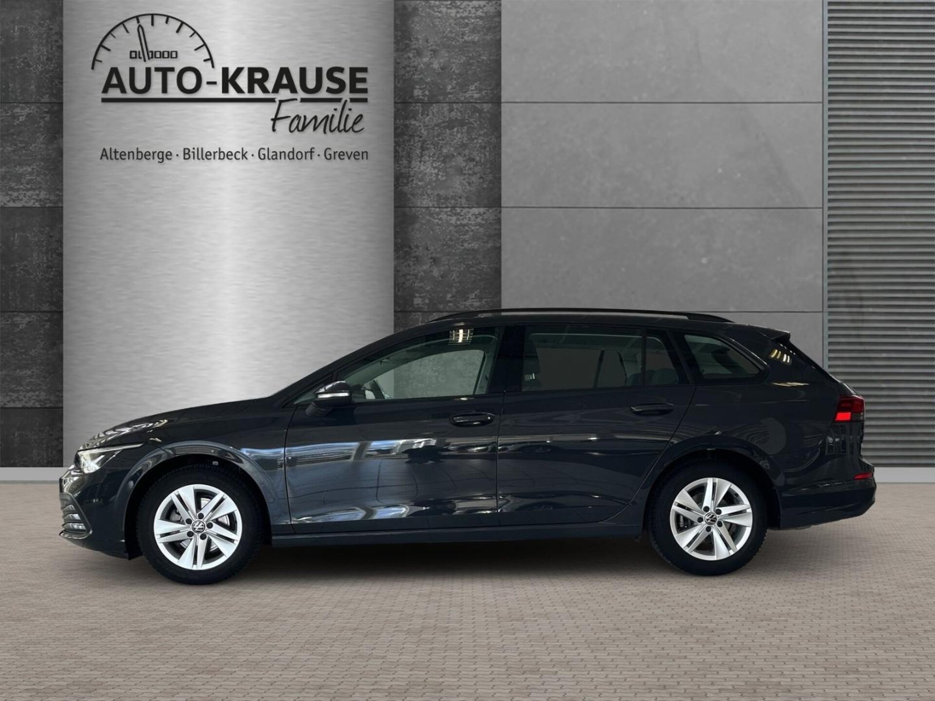 Volkswagen Golf Variant Life