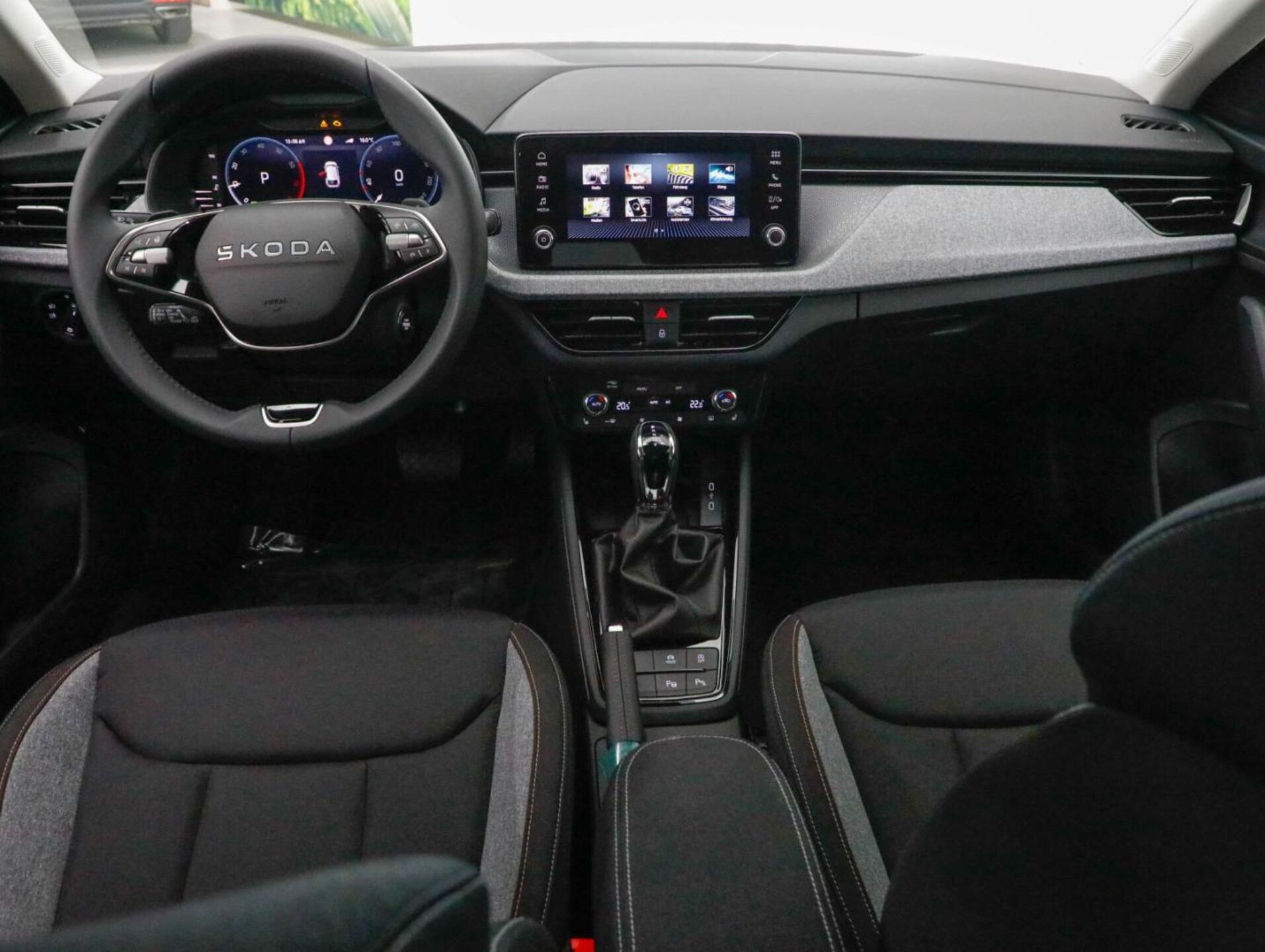 Skoda Scala Tour