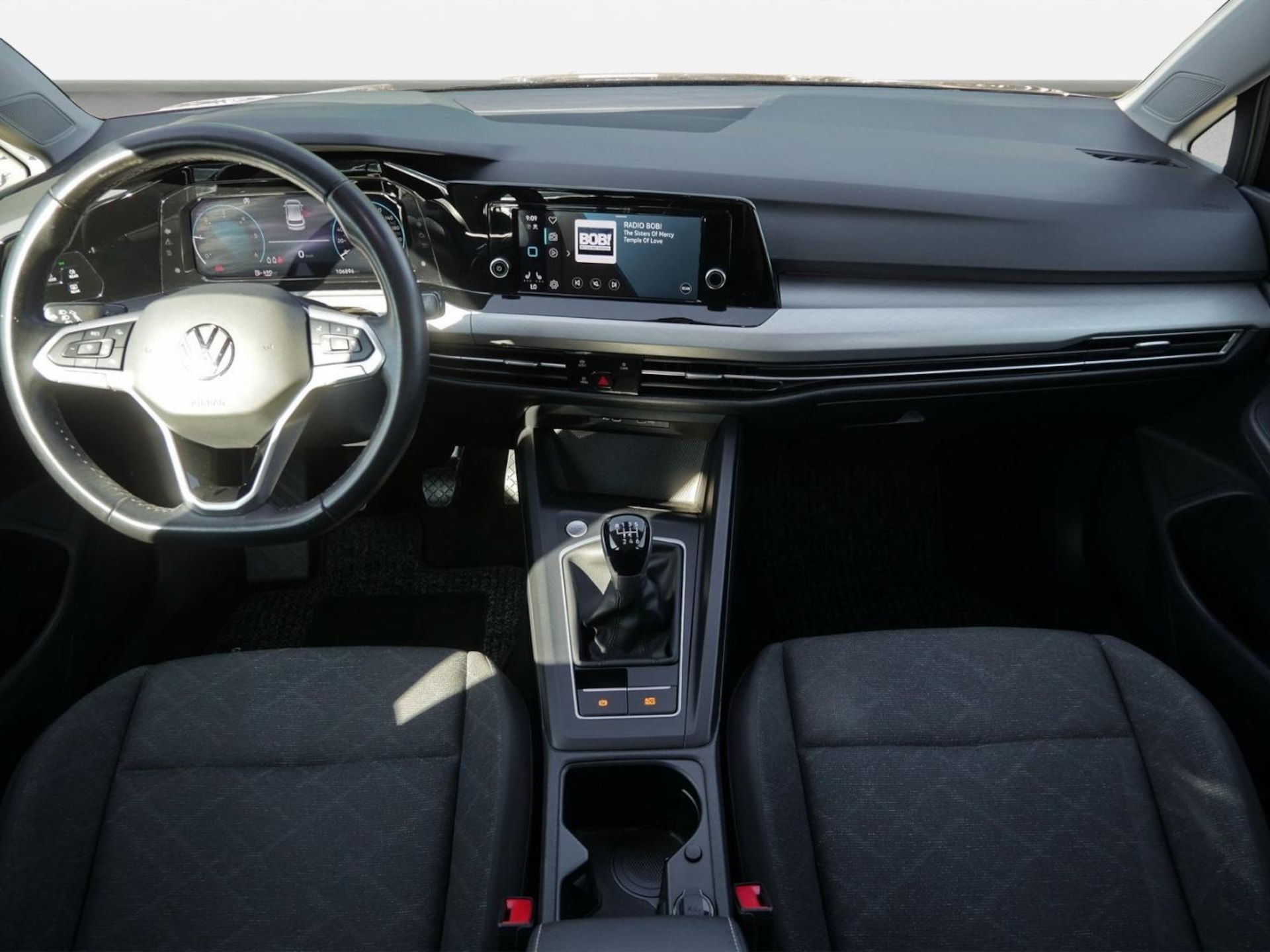 Volkswagen Golf Life