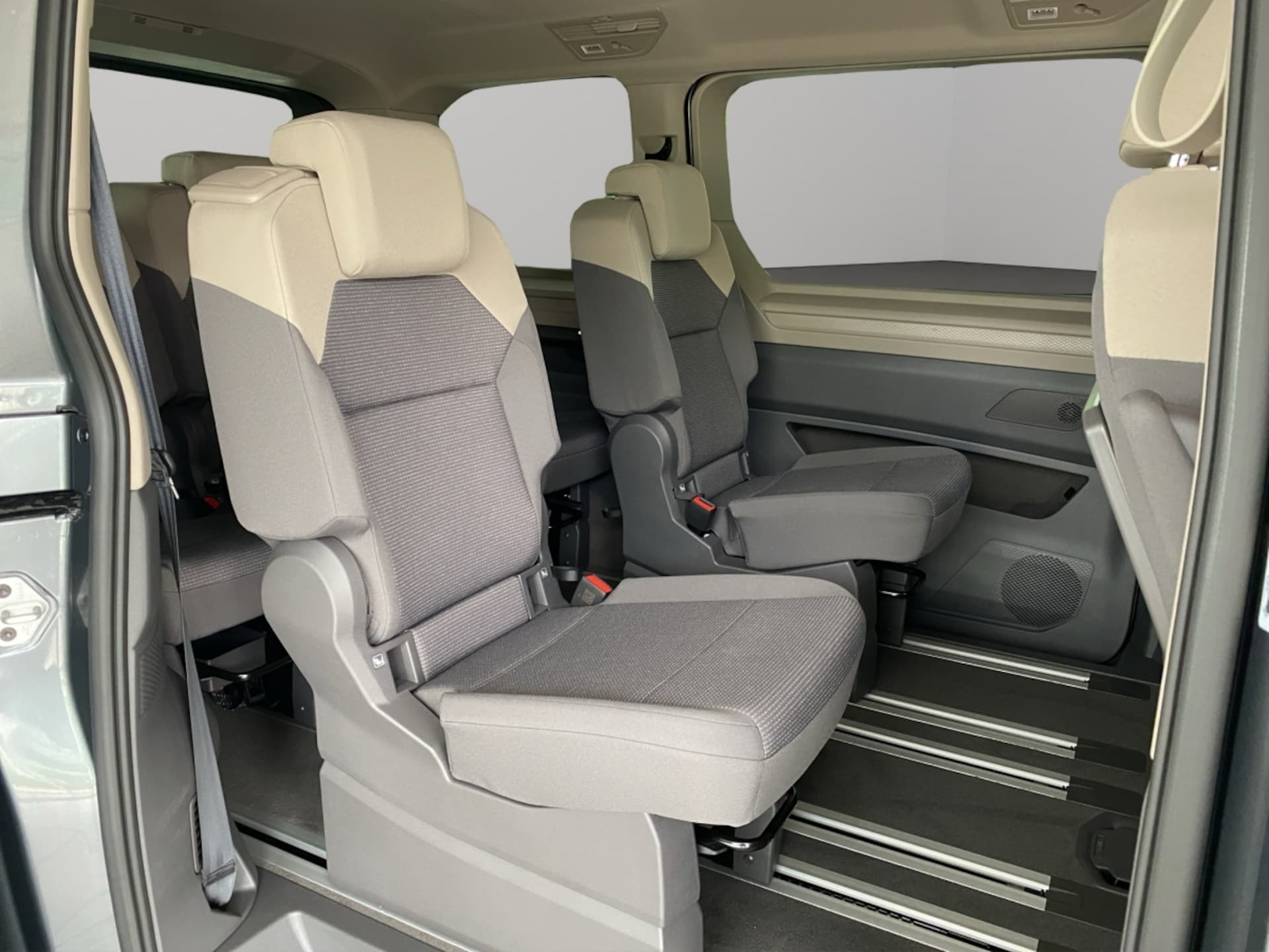 Volkswagen Multivan Basis-Modell