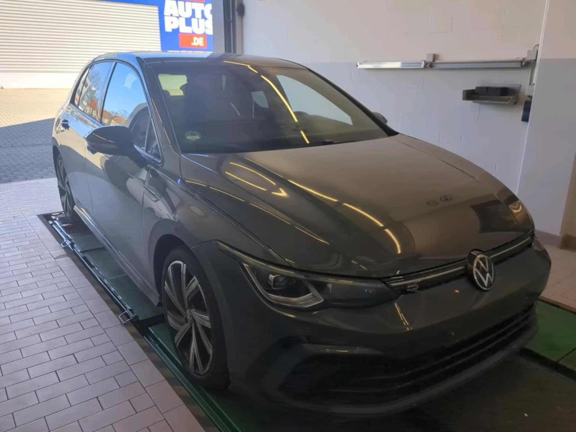 Volkswagen Golf R-Line