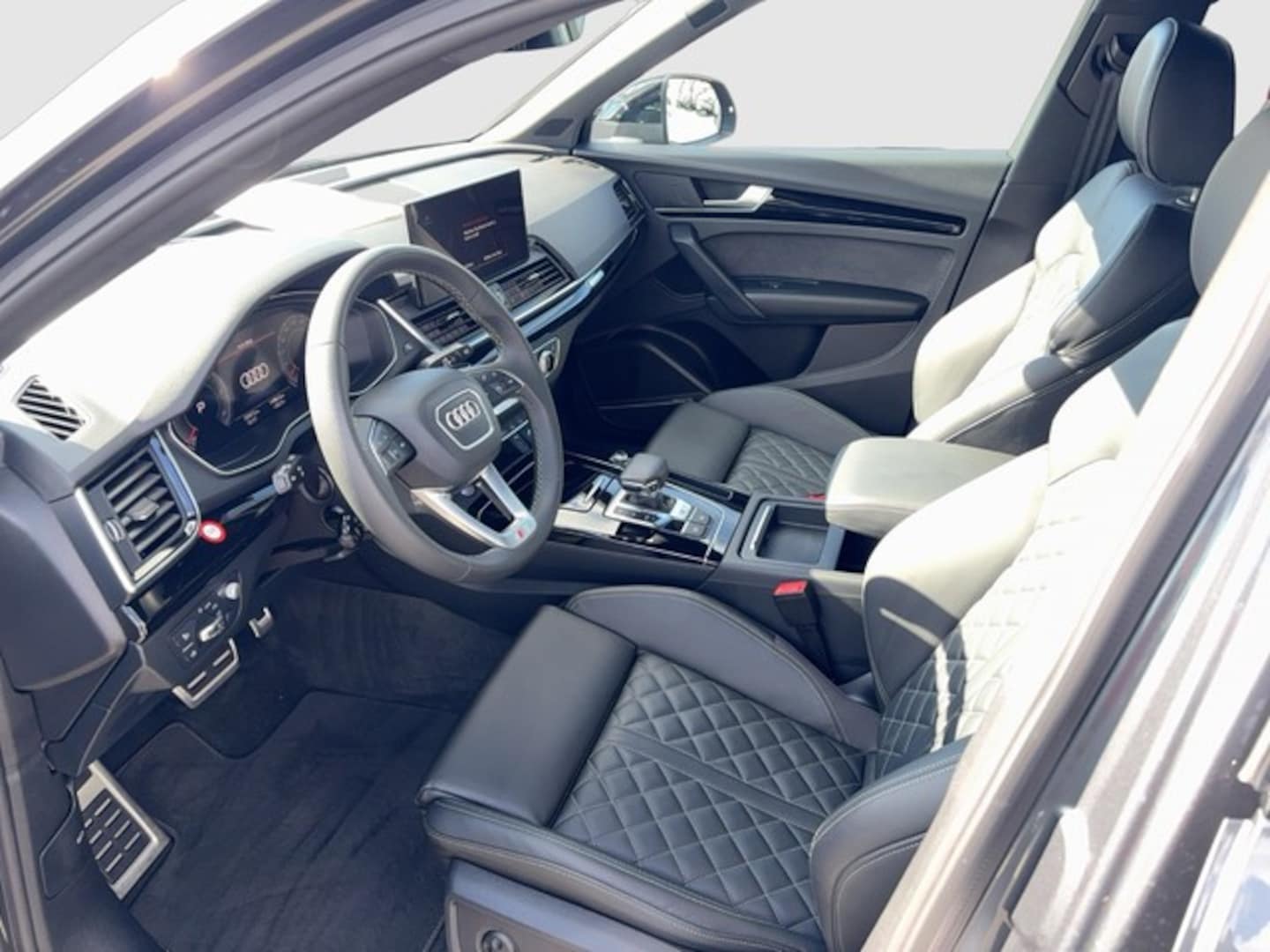 Bild über Audi SQ5 Sportback TDI tiptronic - für weitere Informationen kontaktieren Sie den Audi Partner