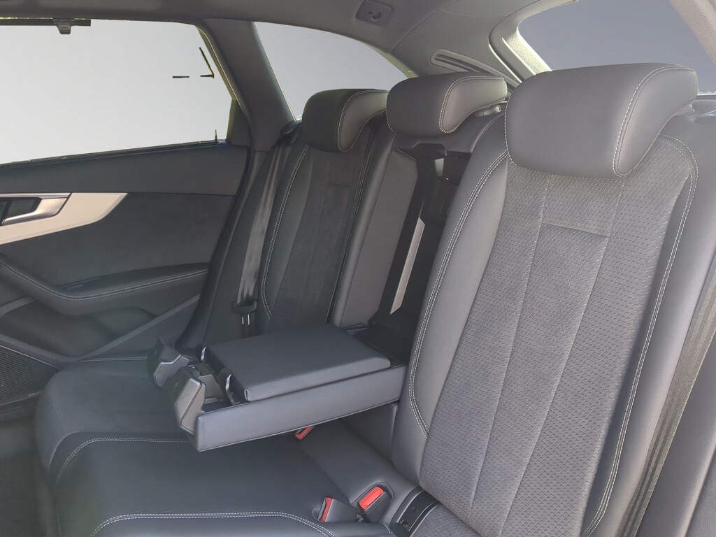 Image about Audi A4 Avant S line 40 TFSI quattro S tronic