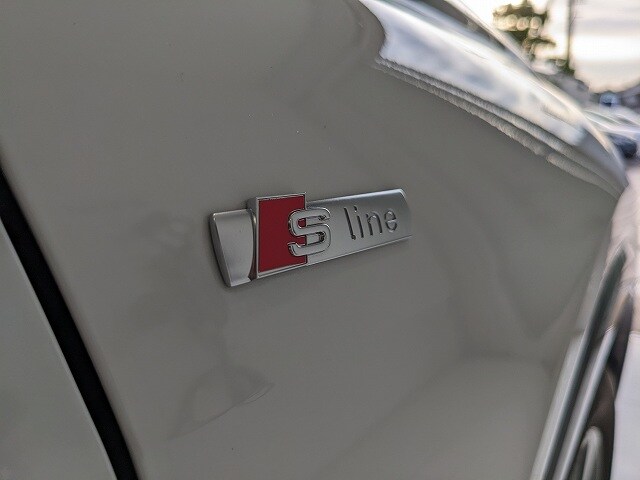 Image about Audi Q4 e-tron 40 e-tron 150,00 kW