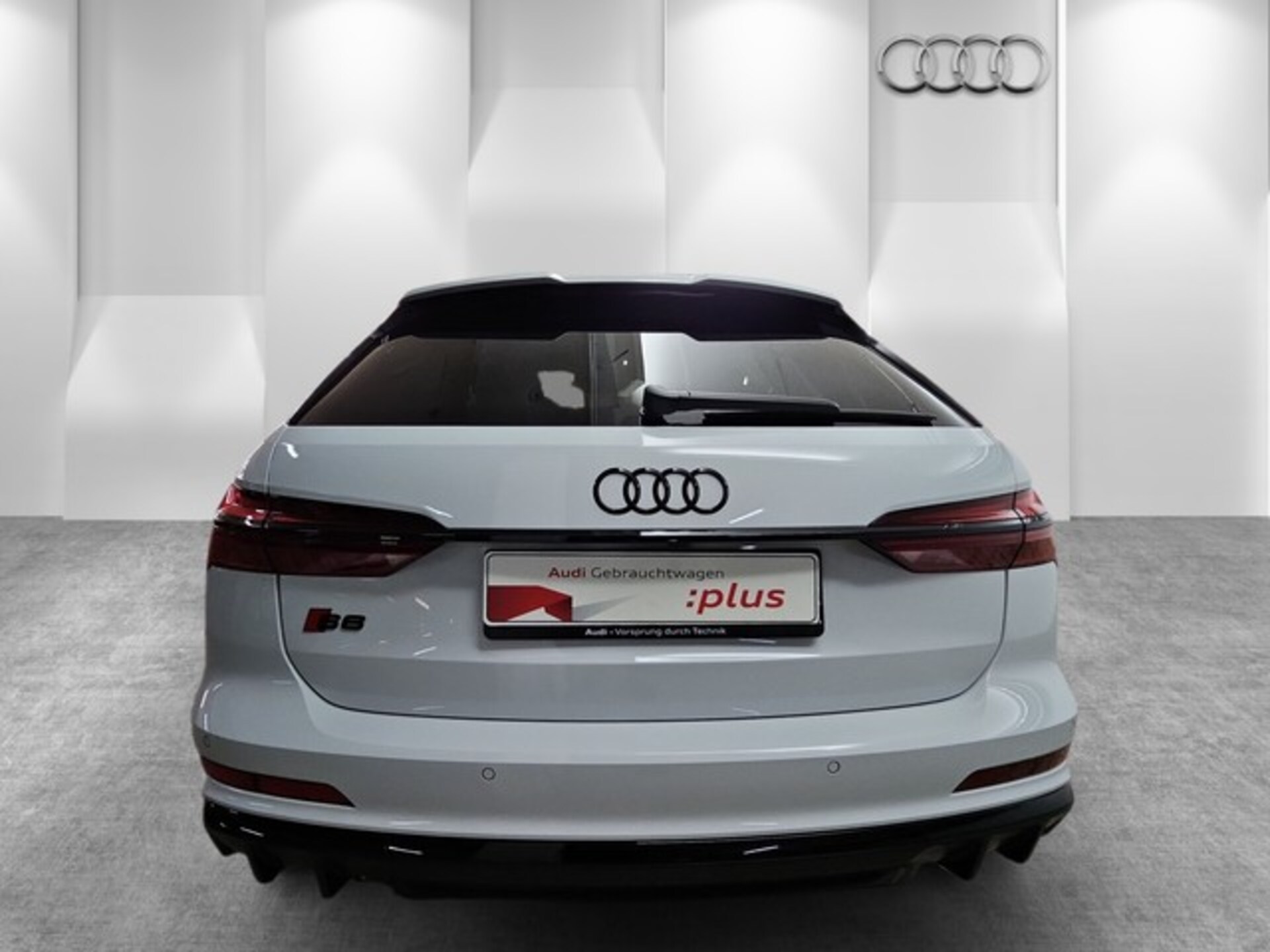 Audi S6 Avant