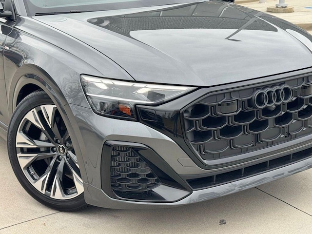 2026 Audi Q8 Premium Plus - Photo 6