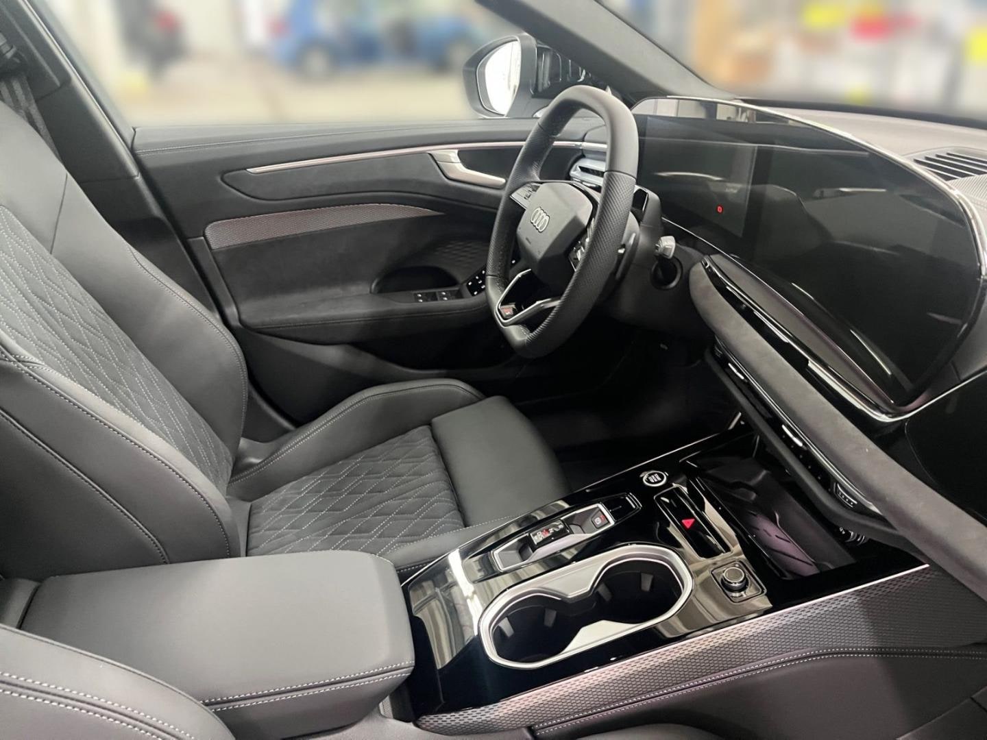 Bild über Audi A6 Avant e-hybrid edition one e-hybrid quattro 220 kW S tronic - für weitere Informationen kontaktieren Sie den Audi Partner