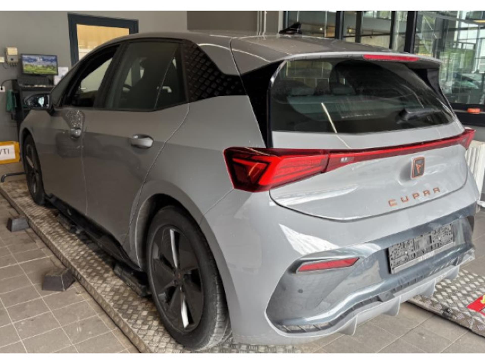 CUPRA Born