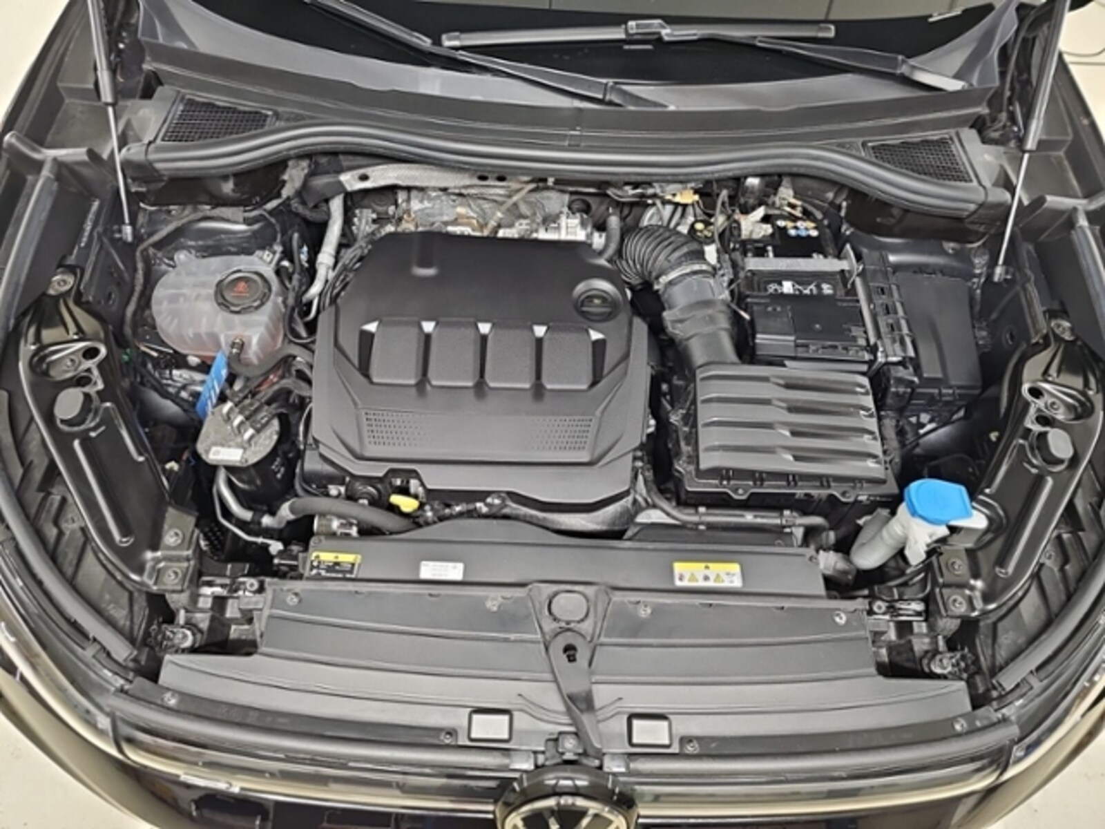 Volkswagen Tiguan – Bild 8