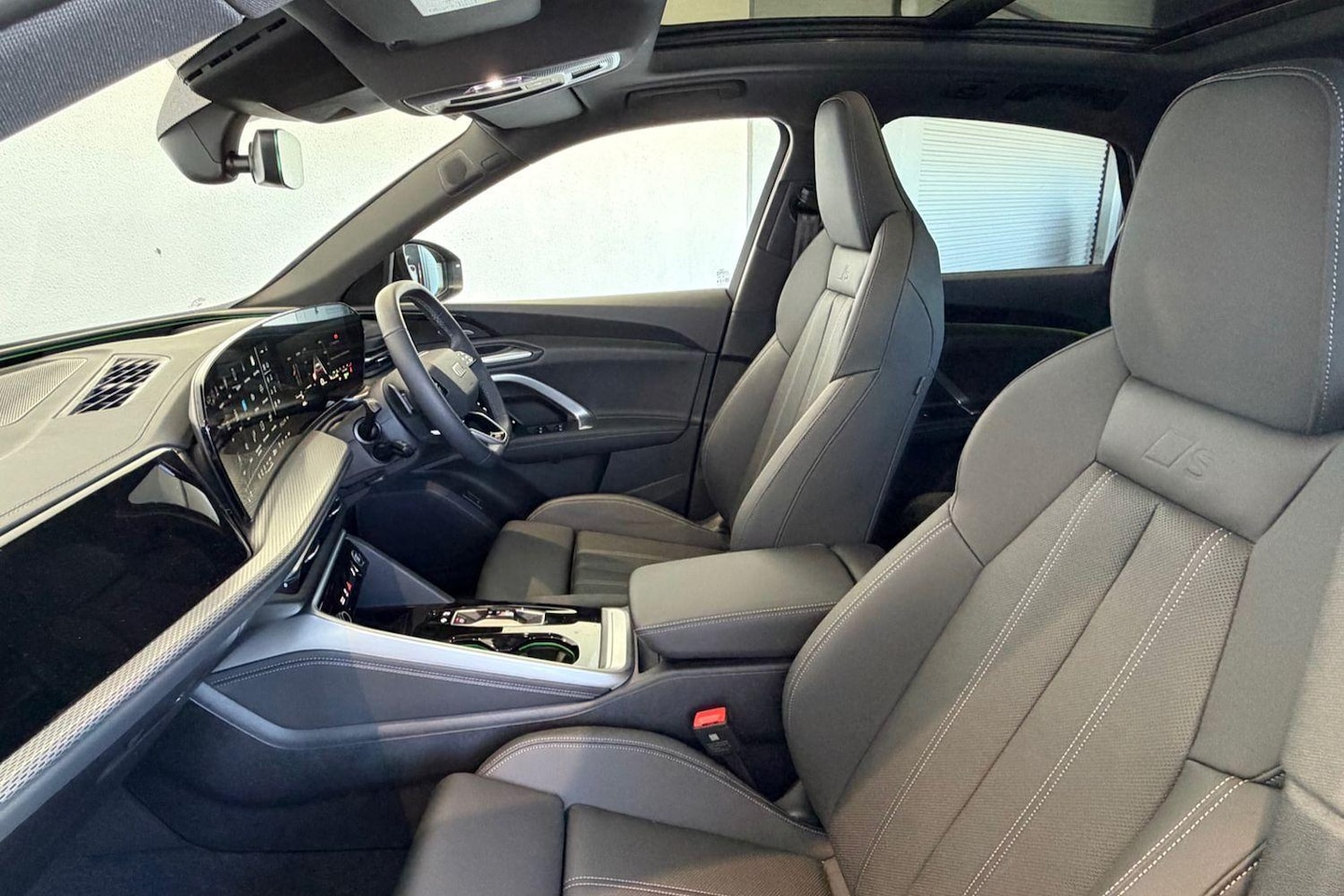 Image about Audi Q5 Sportback TFSI quattro 200 kW sport