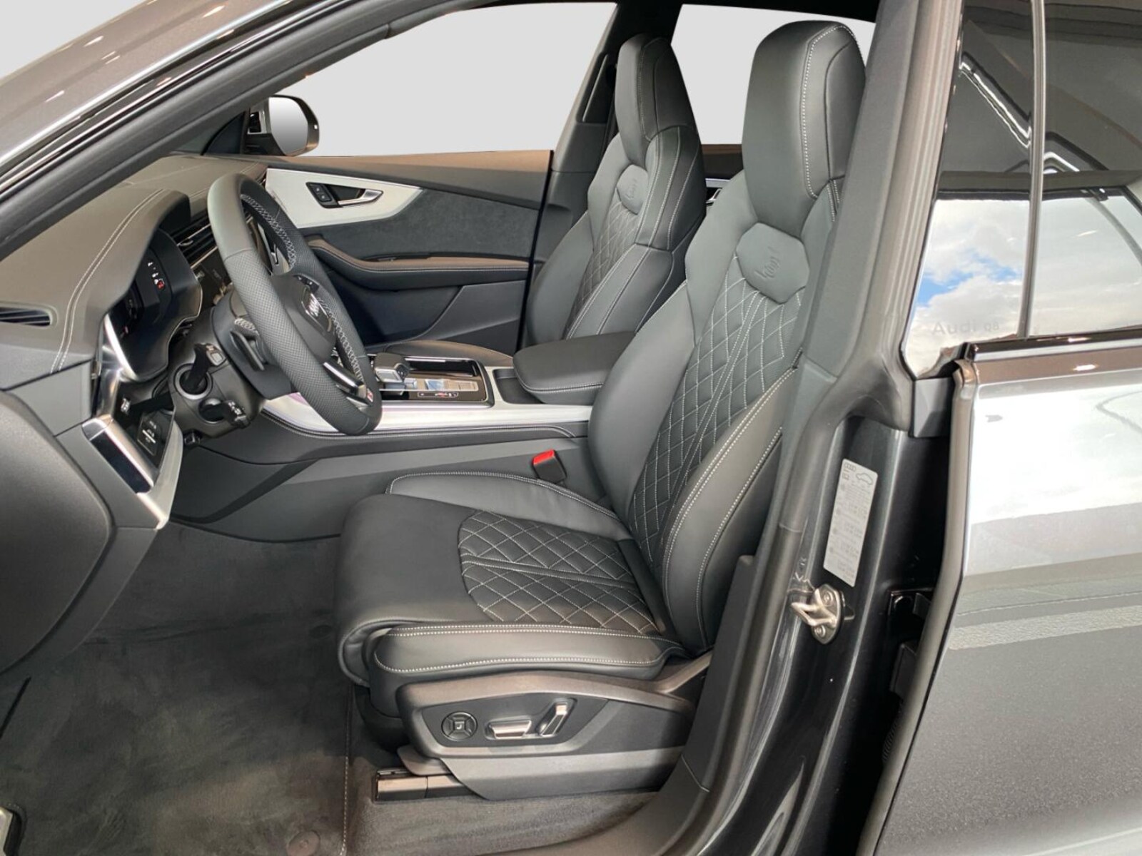 Audi Q8 – Bild 9