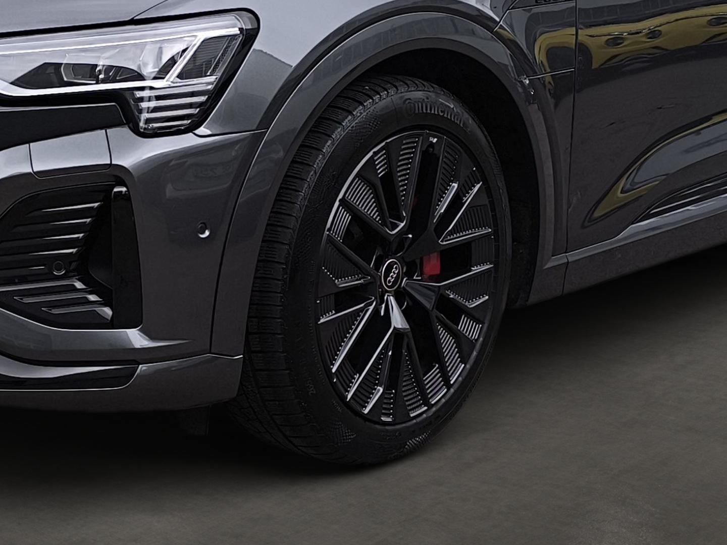 Image about Audi Q8 e-tron S line 50 e-tron quattro