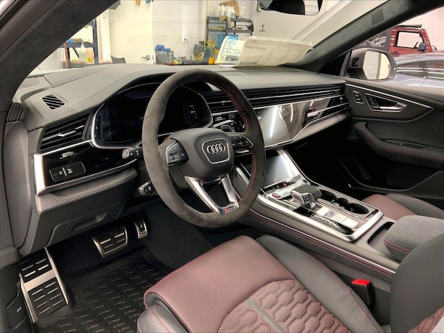 2026 Audi RS Q8 SUV performance