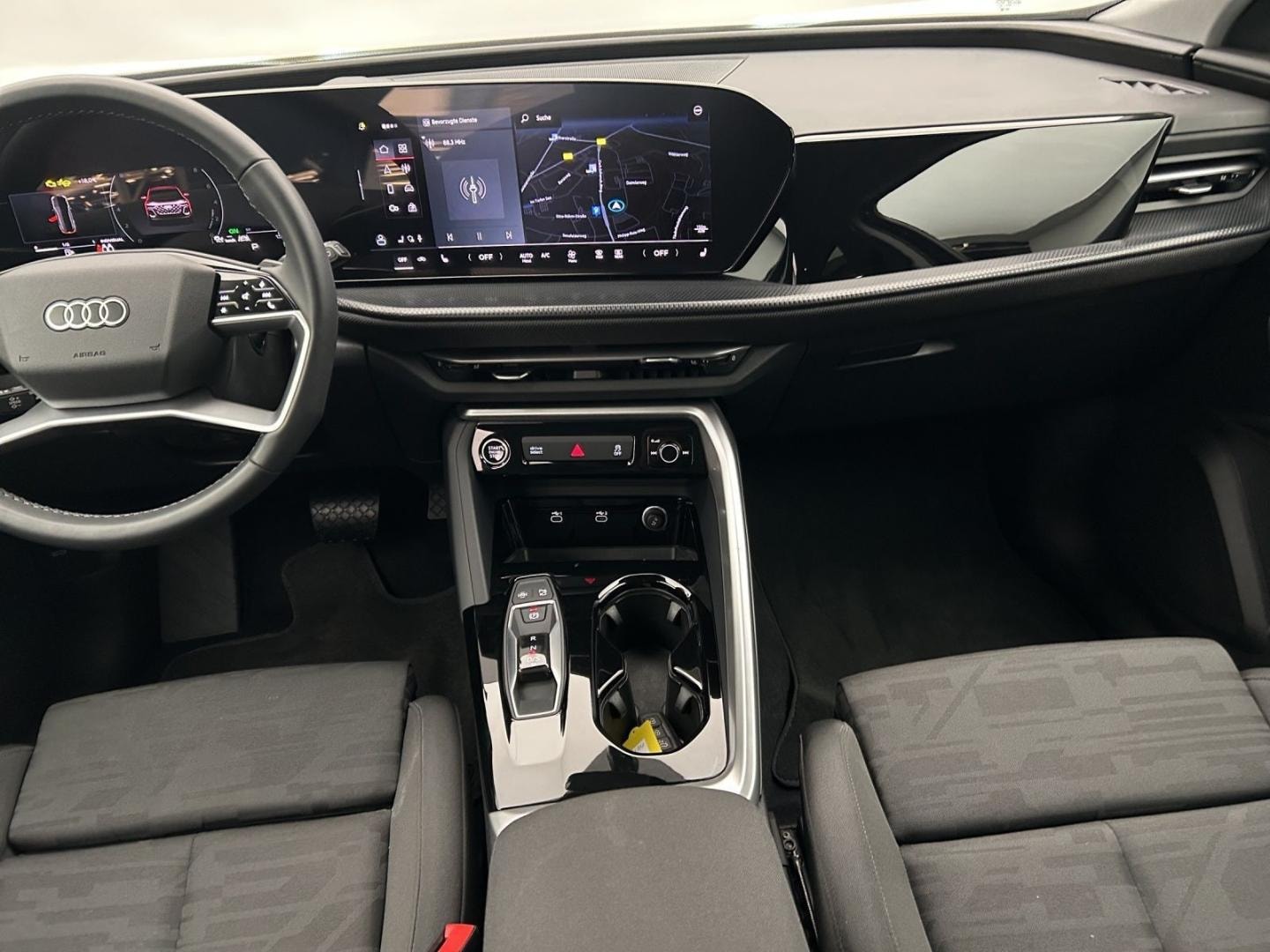 Bild über Audi Q5 SUV TFSI 150 kW S tronic - für weitere Informationen kontaktieren Sie den Audi Partner