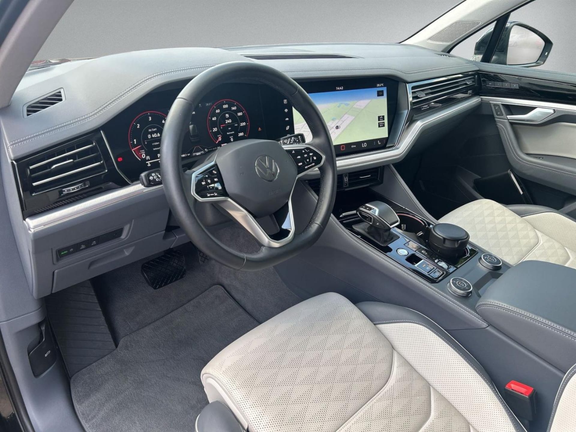 Volkswagen Touareg Elegance