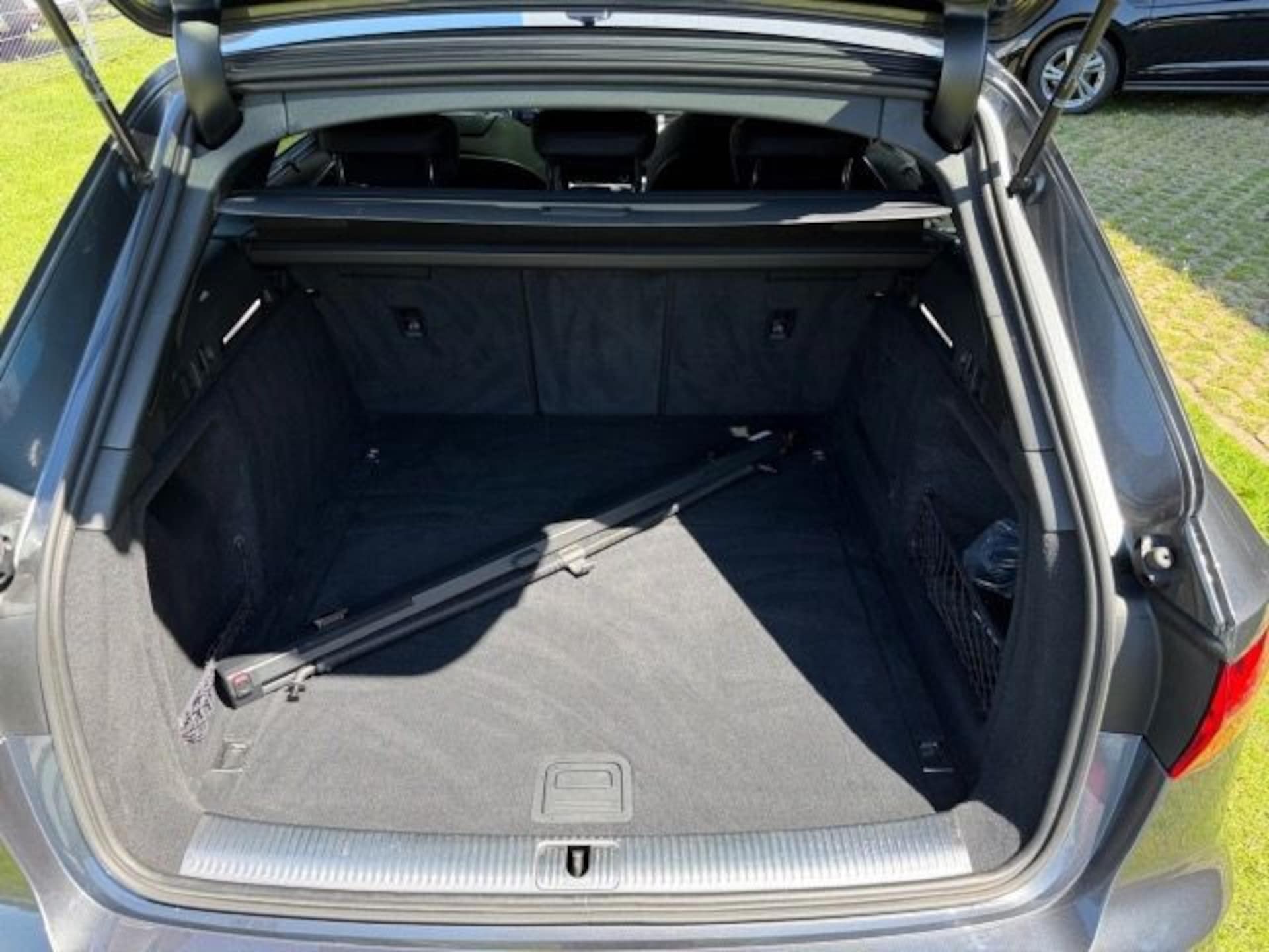 Audi A4 Avant S line