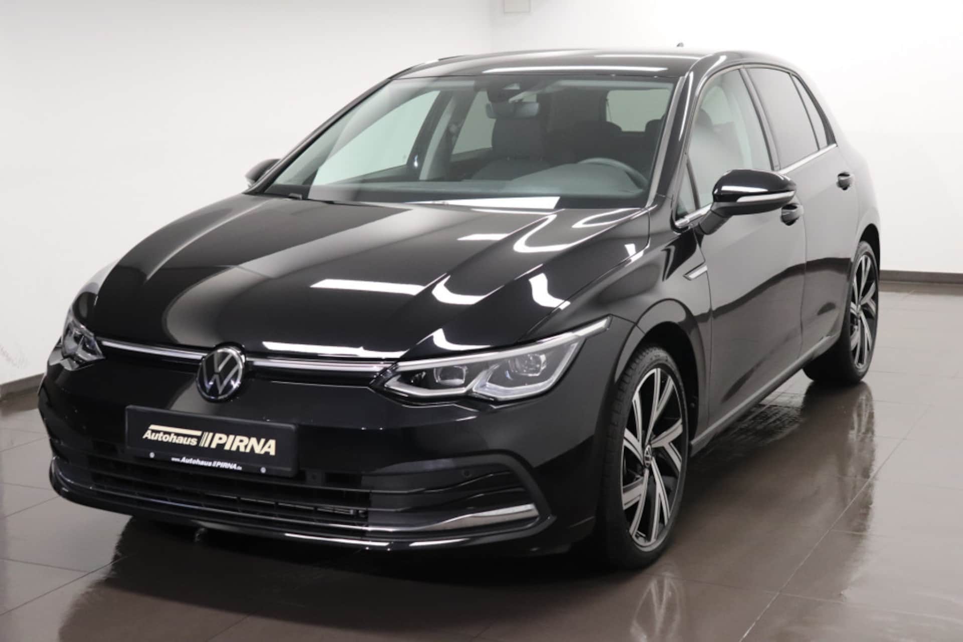 Volkswagen Golf Style