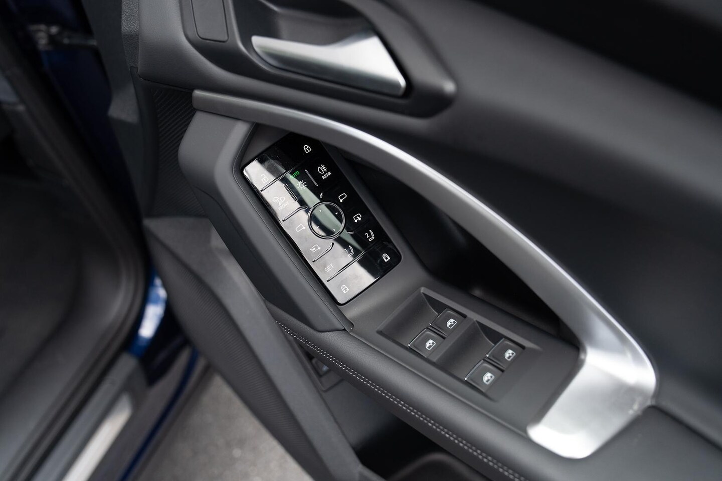 Image about Audi Q5 SUV TDI quattro 150 kW sport