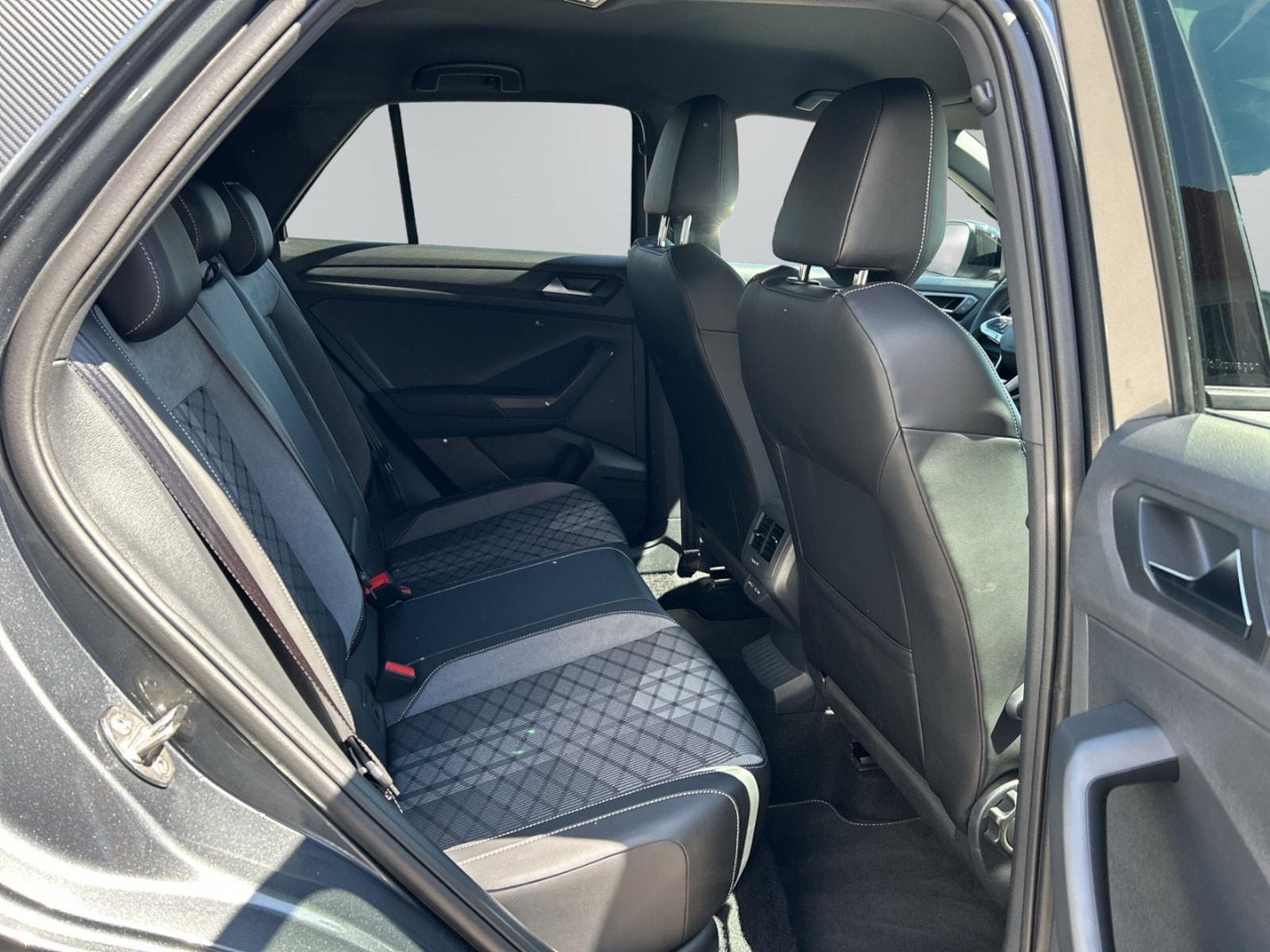Volkswagen T-Roc – Bild 8