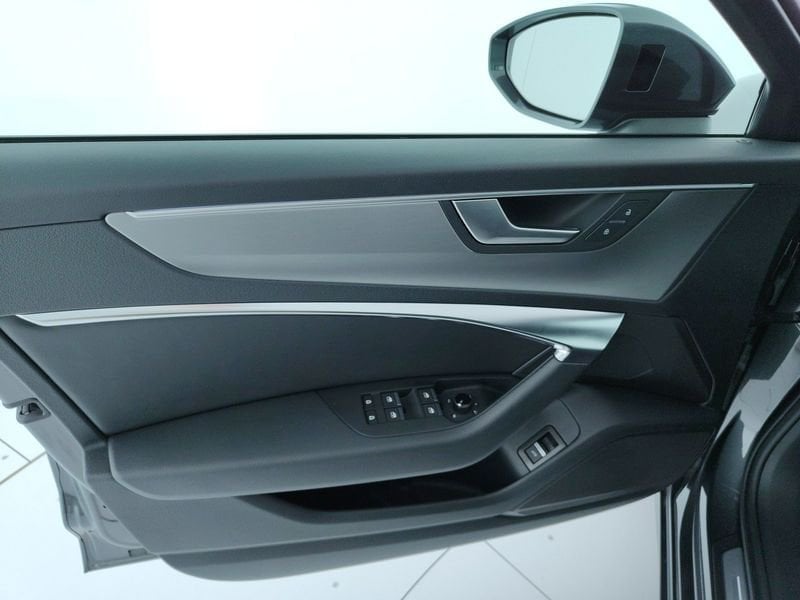Image about Audi A6 Avant S line edition 40 TDI quattro 150 kW (204 CV) S tronic