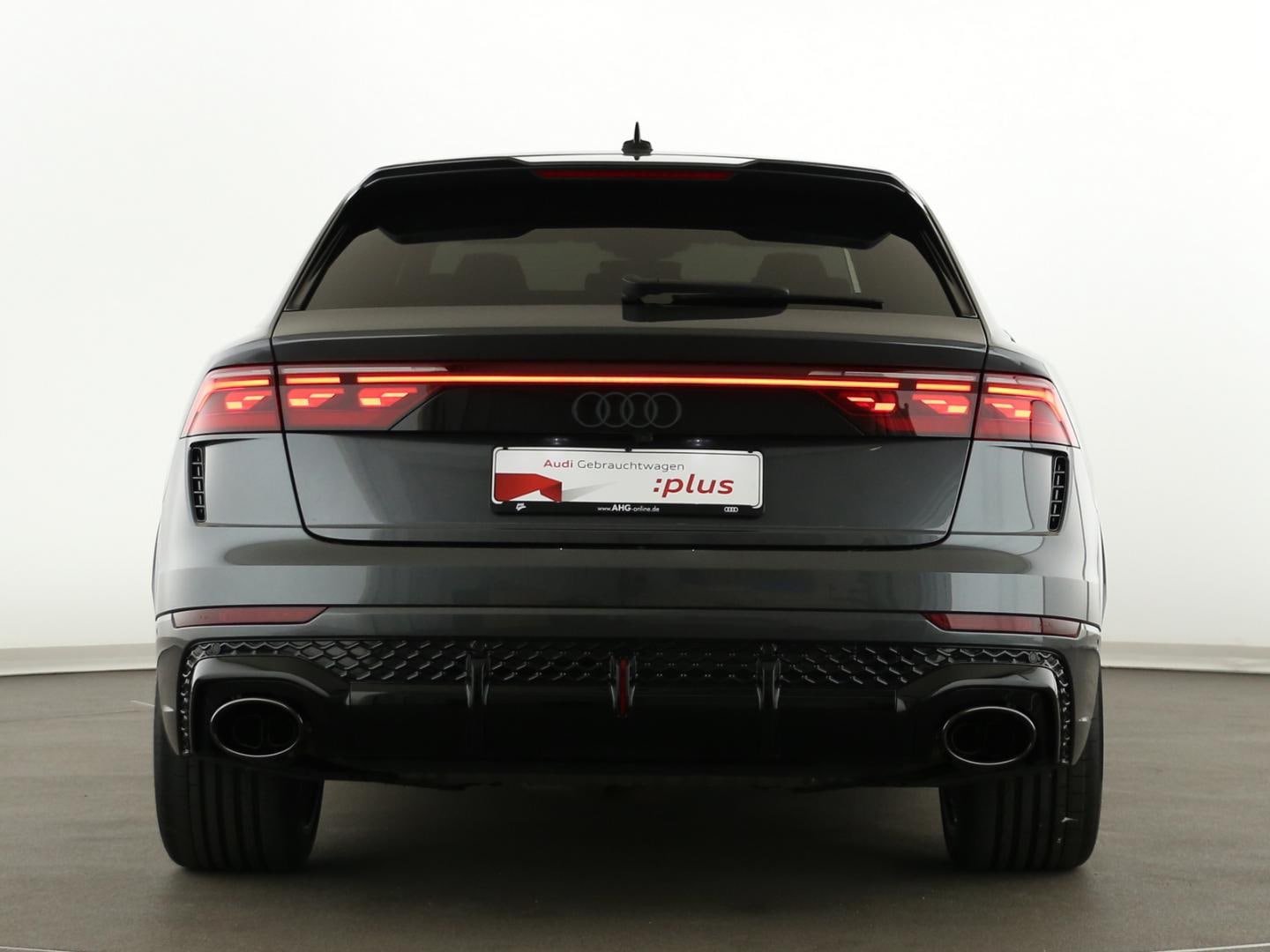 Bild über Audi RS Q8 SUV TFSI quattro 471 kW tiptronic - für weitere Informationen kontaktieren Sie den Audi Partner